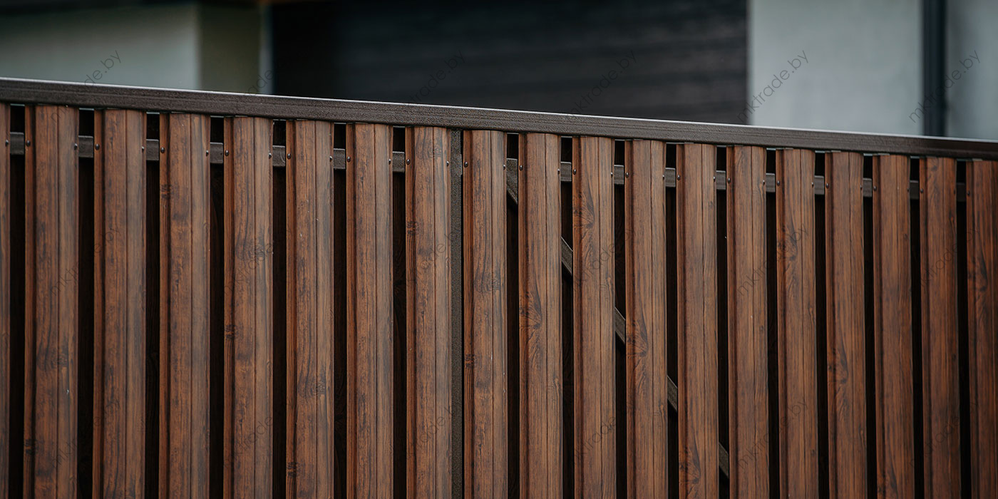 Штакетник металлический Европланка, Тёмное дерево (шахматка)