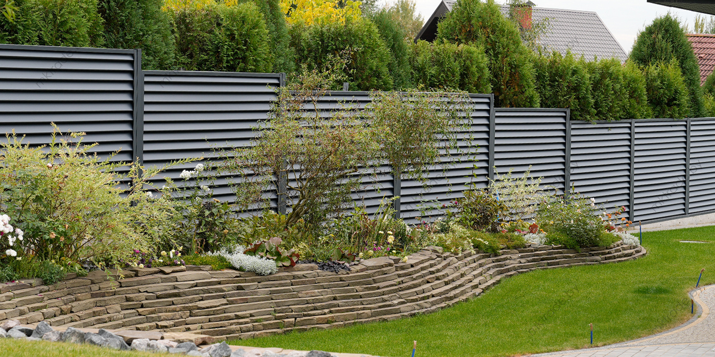 Забор-жалюзи Alfa а матовом покрытии цвет RAL 7016