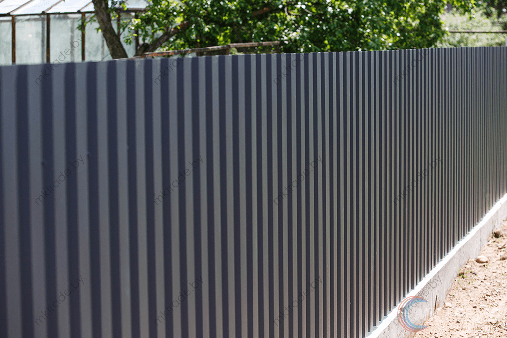 Профнастил МП20, цвет 7024 (серый графит) МАТ