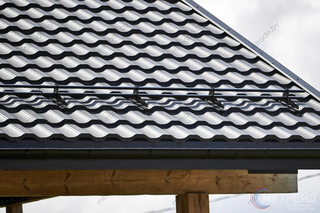 Металлочерепица НОРДО  ®, цвет RAL 9005 (чёрный) МАТ