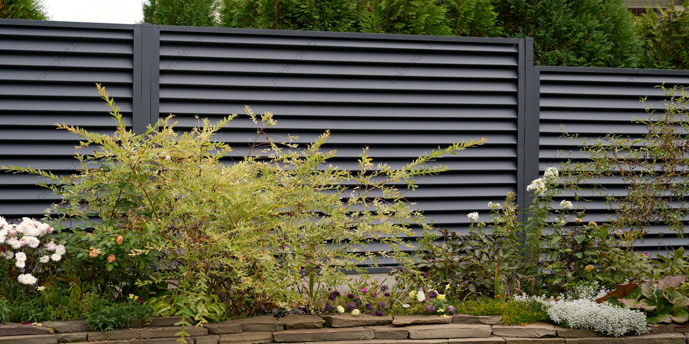 Забор-жалюзи Alfa а матовом покрытии цвет RAL 7016