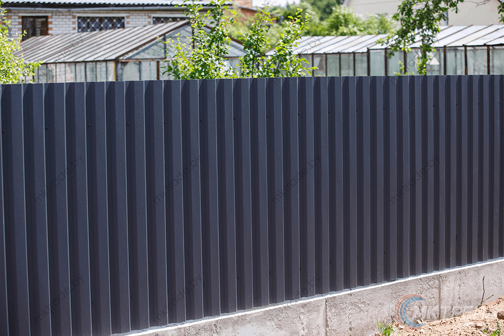 Профнастил МП20, цвет 7024 (серый графит) МАТ