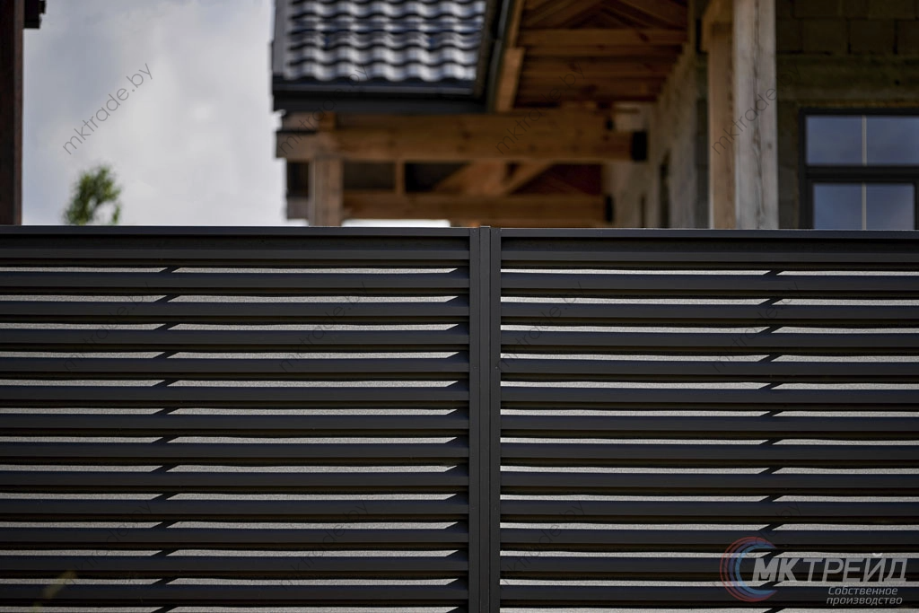 Забор-жалюзи, цвет RAL 8019 (серо-коричневый) МАТ