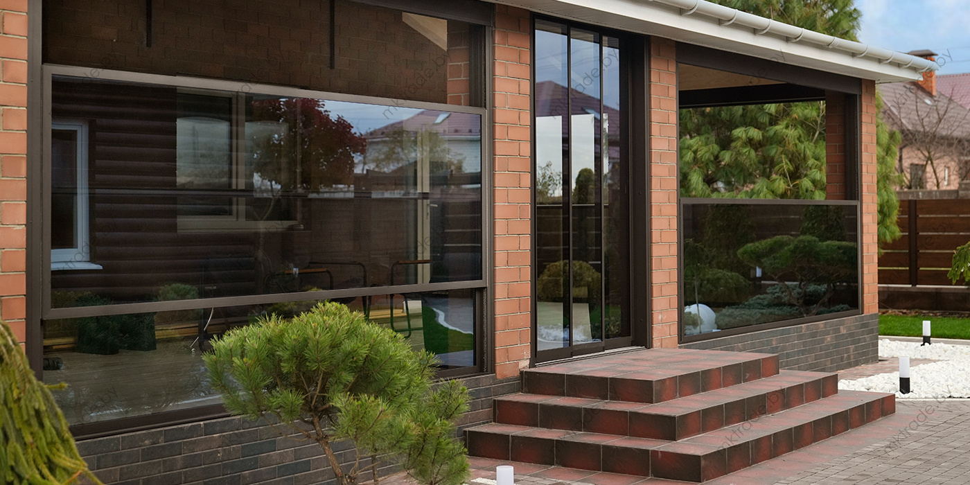 Гильотинная система остекления LARGO Lift