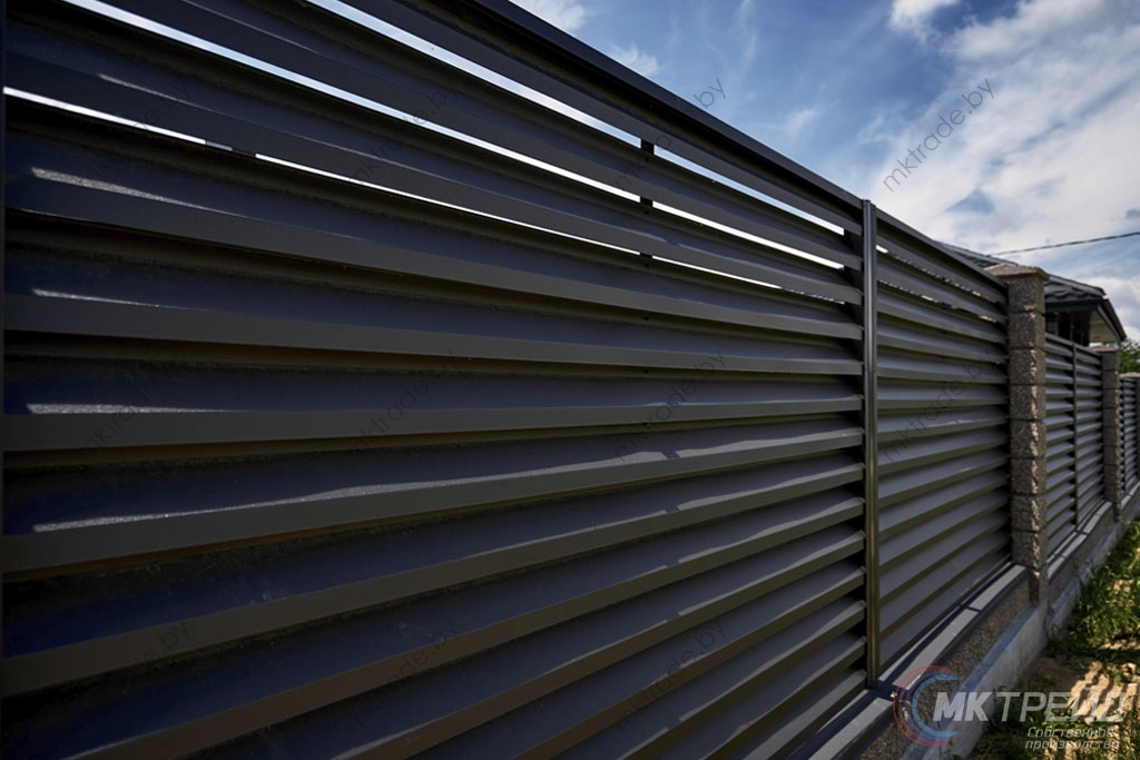 Забор-жалюзи, цвет RAL 8019 (серо-коричневый) МАТ