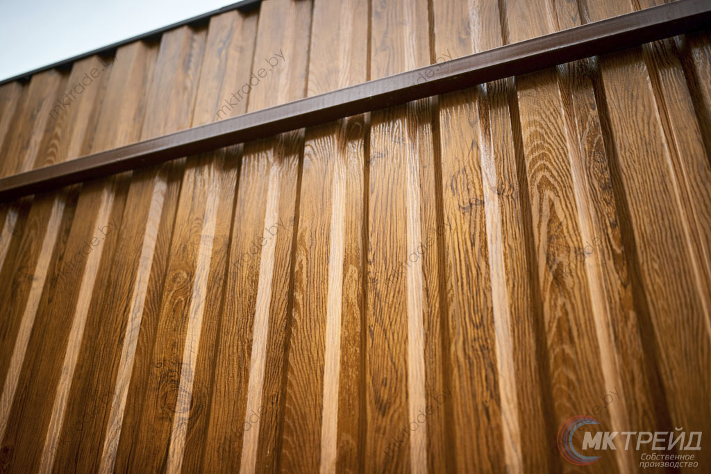 Профнастил МП20 «под дерево» Золотой Дуб двухсторонний