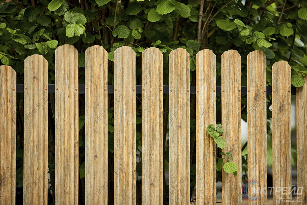 Штакетник металлический Трапеция-усиленный «под дерево» Античный Дуб золотой